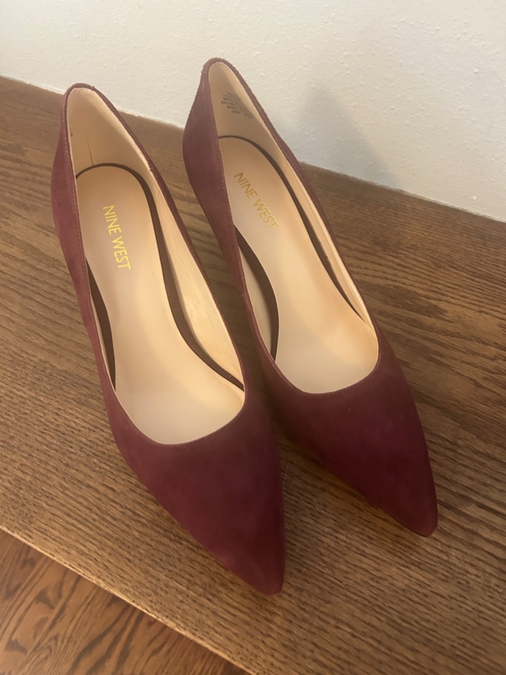 Nine West Plum Suede Pointed-Toe Pumps, Kitten Heel, Size 7.5